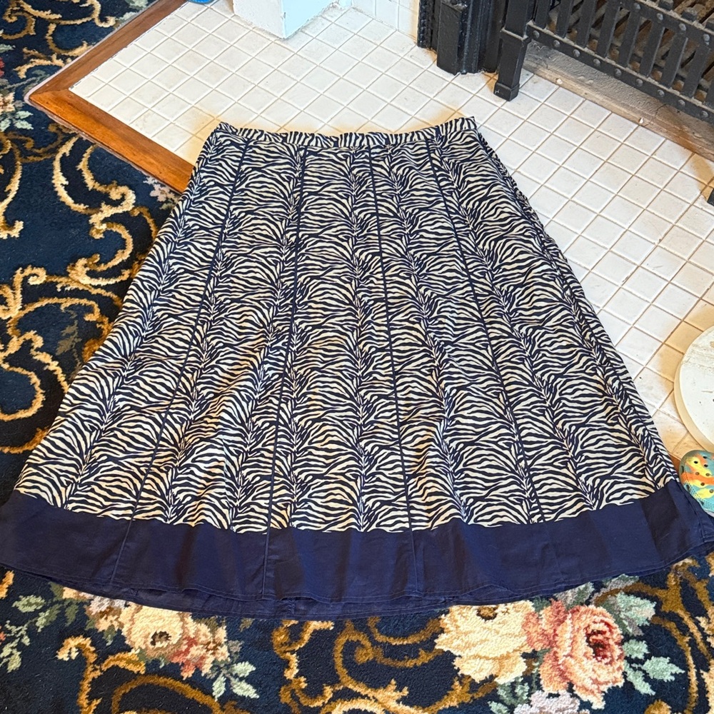 Coldwater Creek Navy Zebra A-Line Skirt- worn about 5 times